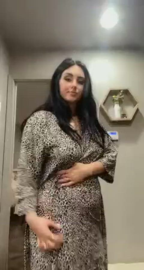 Anyone know her username ? She's on Reddit.
