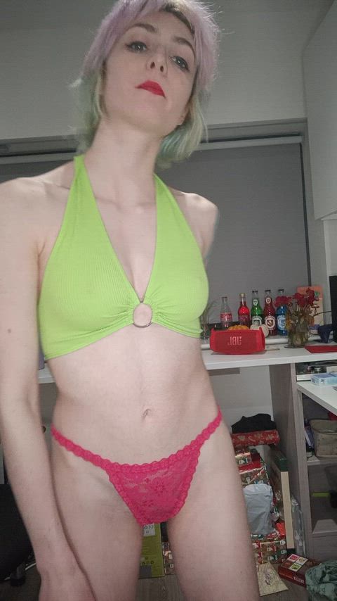 Hi I'm Lily Black from London