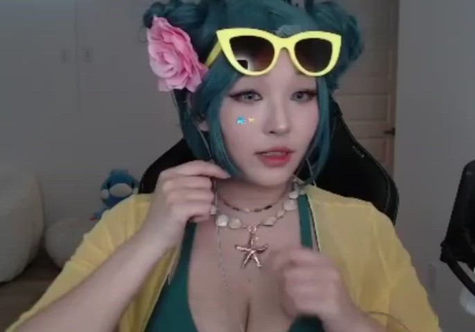 Hyoon cosplay