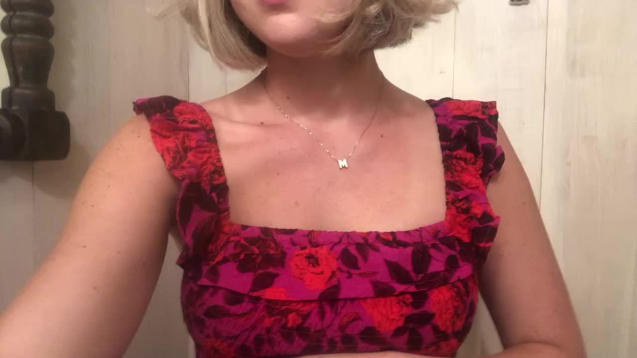 I just learned how to post a gif, I’m stoned, and I’m horny. Enjoy ;)