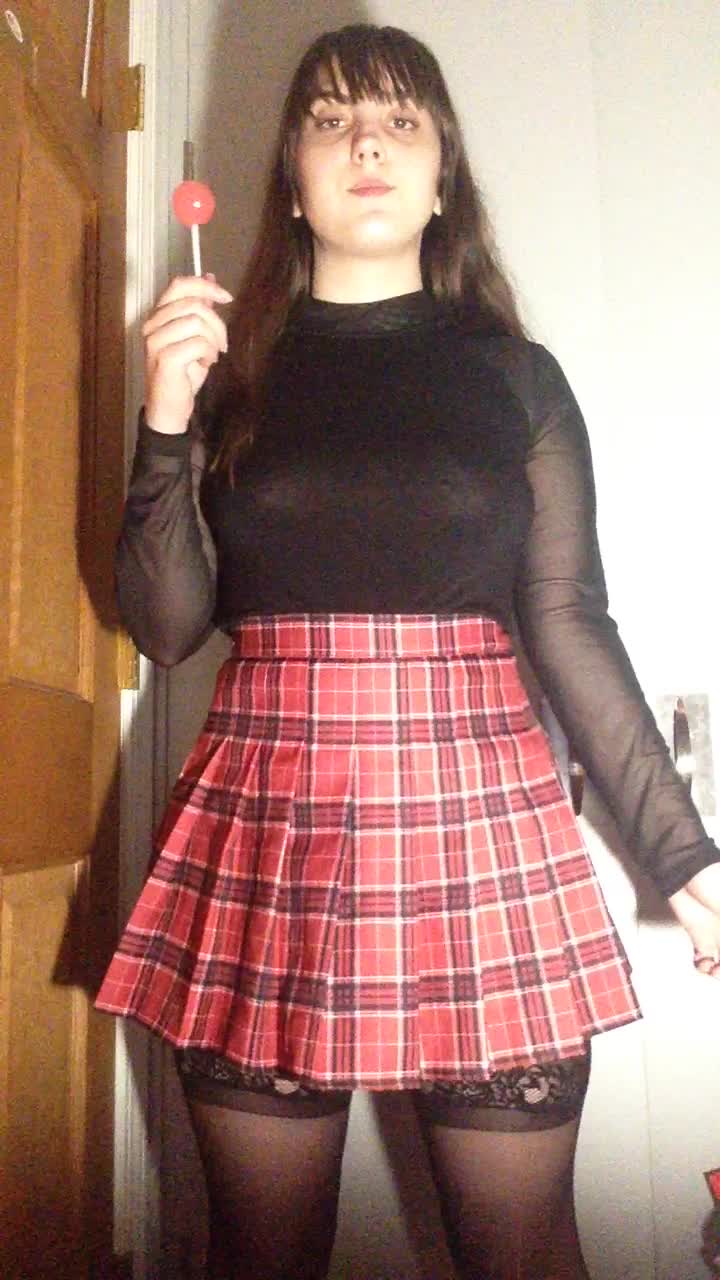 There was a complaint about the lack of ass in my last post, so I put more in this one