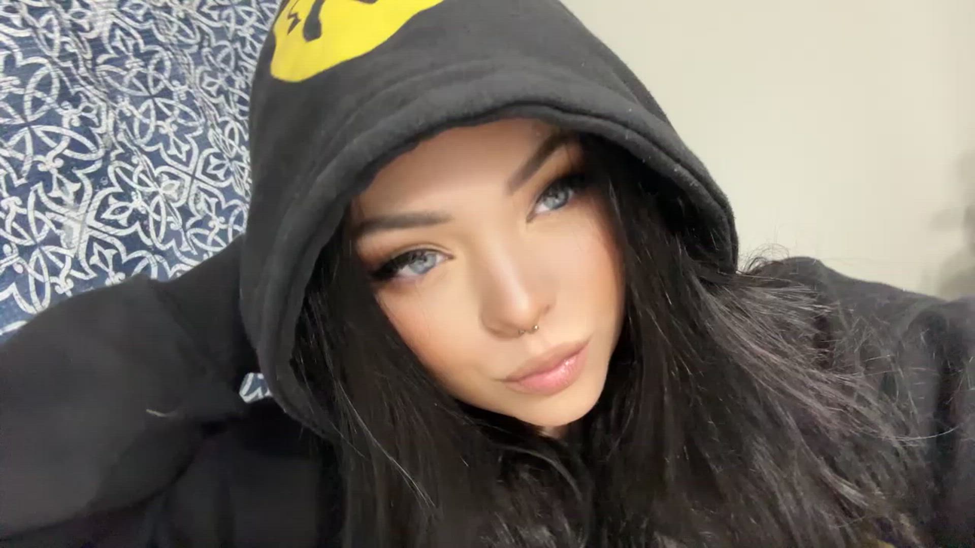 Post gym titty reveal