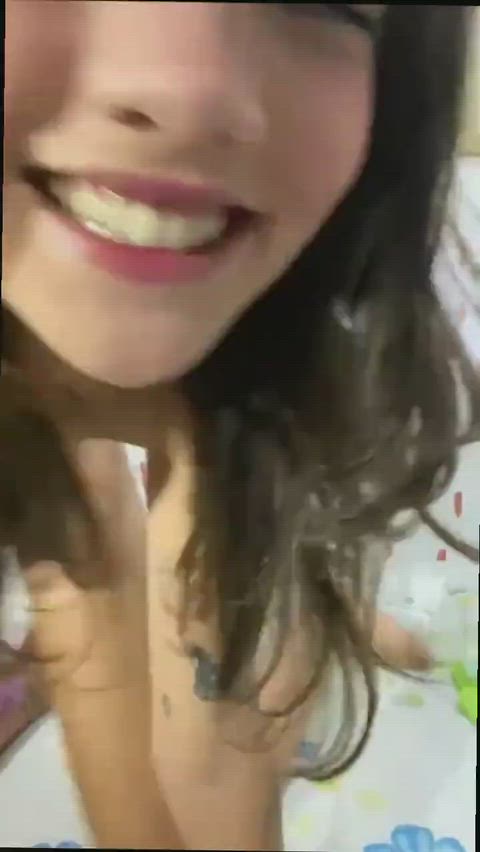 Need a new roommate you play with me