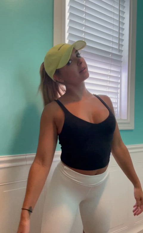 Like my outfit?