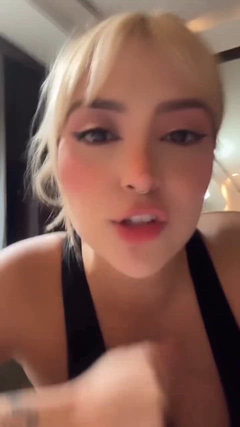 Ari.