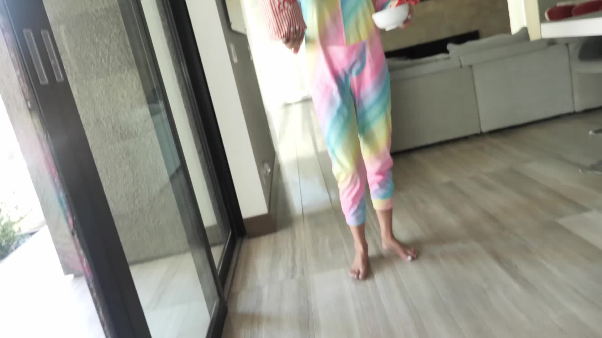Birthday Girl in Movie Day Facial - Tiny4K