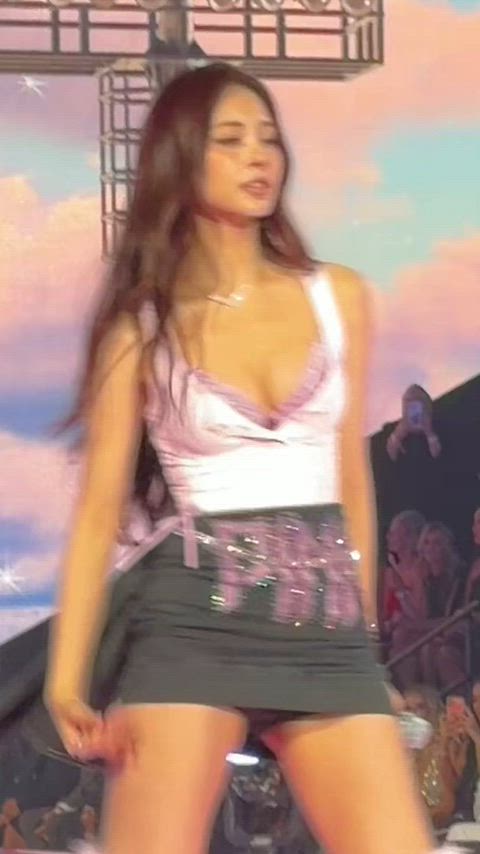 Tzuyu at the Victoria's Secret show
