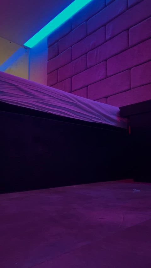 Can this afro cutie get fucked by you