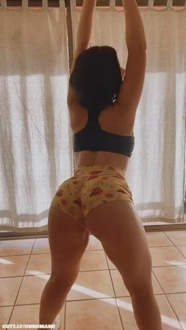 Amateur Ass Big Ass Compilation Dancing Pawg TikTok Twerking Yoga Pants Porn GIF by duromami