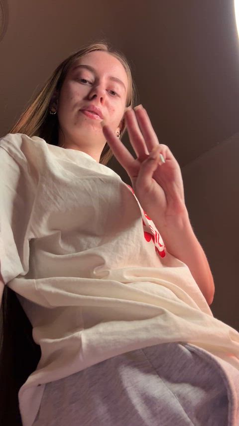 I can be your favorite slut!!