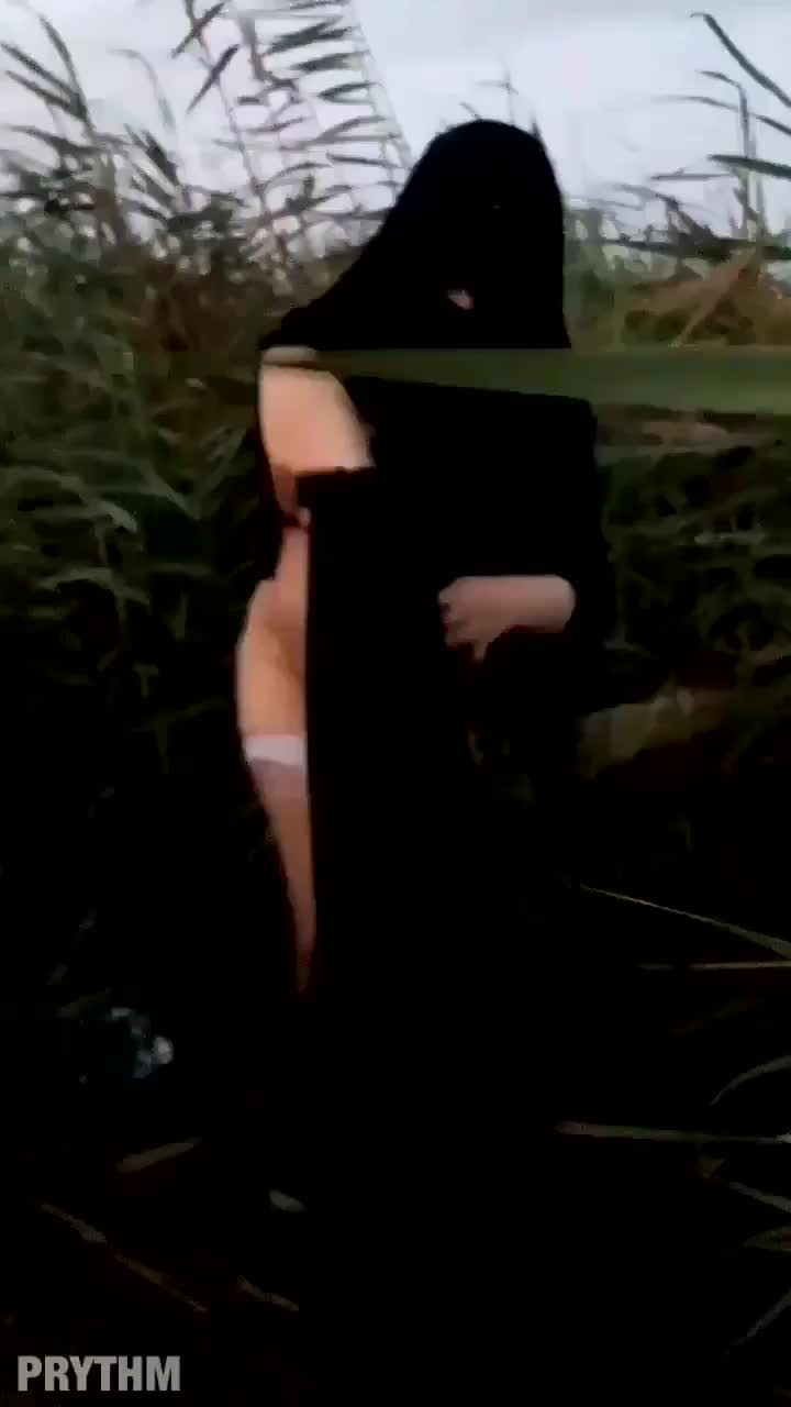 Pregnant Muslim Exhibitionist