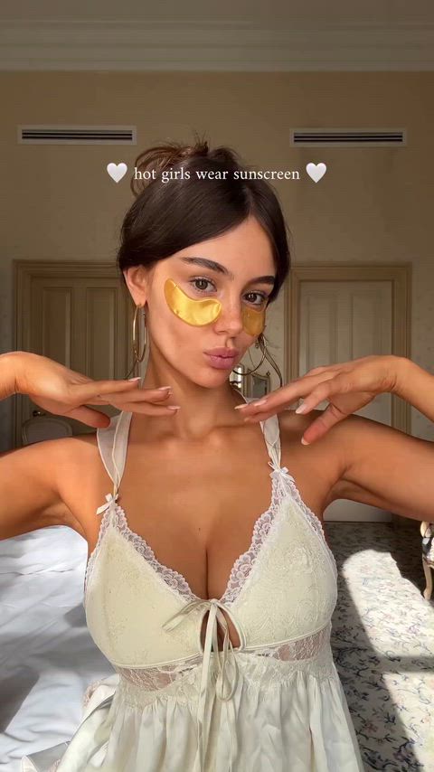 Wear sunscreen - IG November 2025