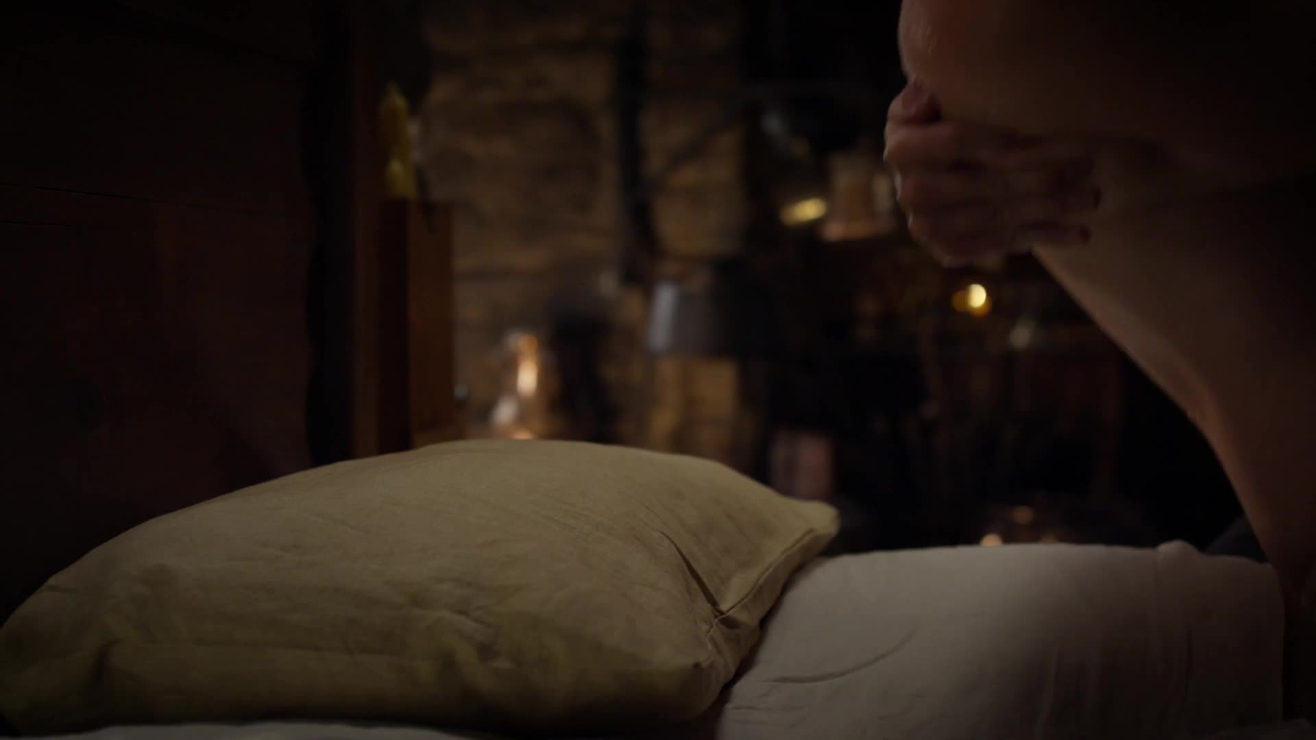 Caitriona Balfe - Outlander s04e06