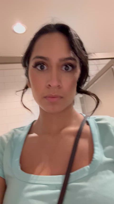 Had to go so badly!! Full video on fansly I’m Maria 💕 20, Latina, cute, a little kinky and naughty 😈 come take a peek at my Fansly 👀 You might just find your new favorite girl there… Come view my page & subscribe 💕 thumbnail