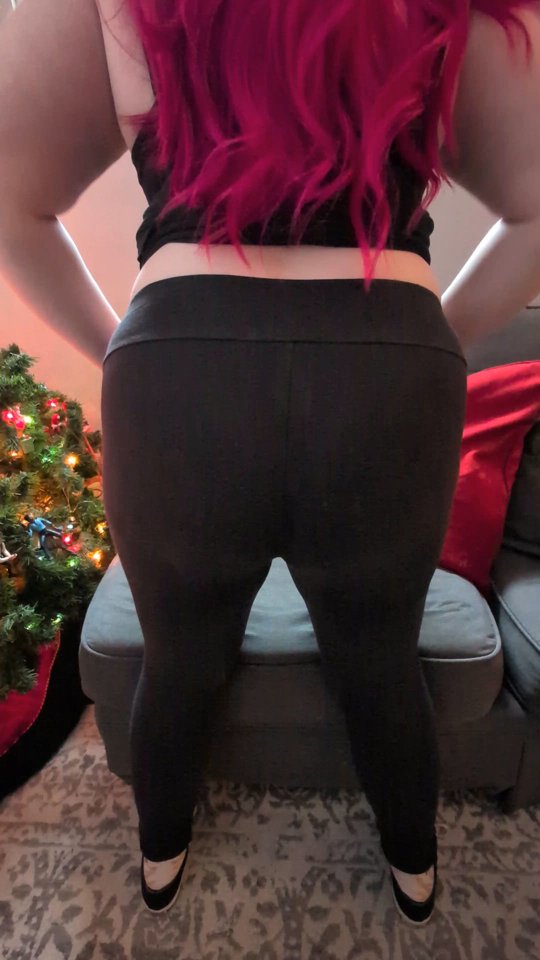 I'll wait for you under the tree