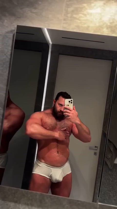 See that bulge testing your focus? 👀