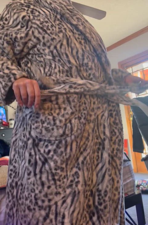 Do I look good with this robe off