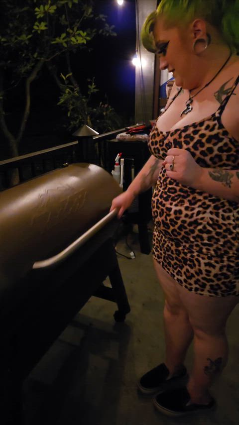 Cold as titts out but we stay smokin💨💨