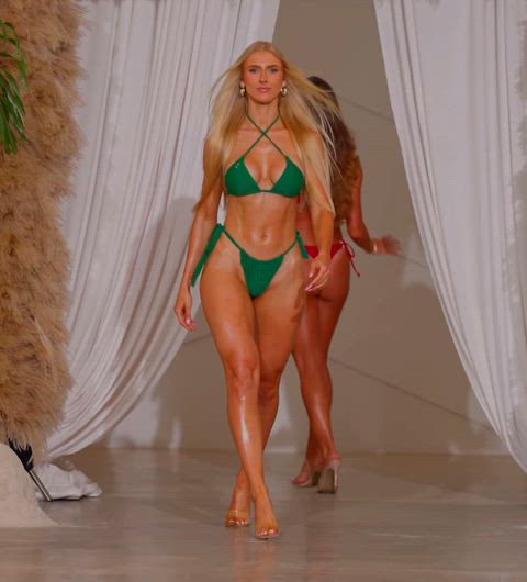 Cassidy Rose - Zoe All Over | Haute Gala 2025