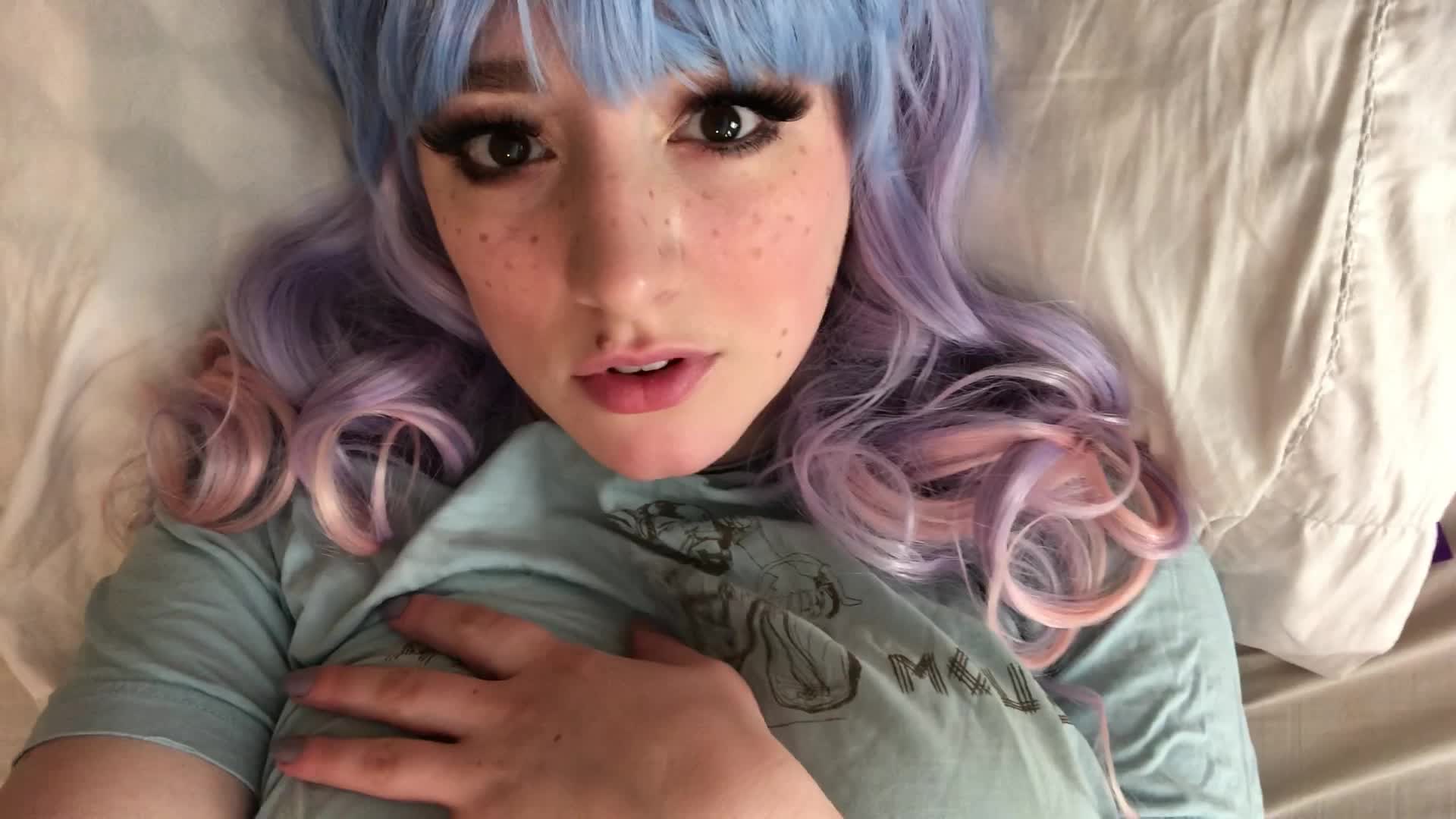 Your long-distance girlfriend wants to cum for you <3