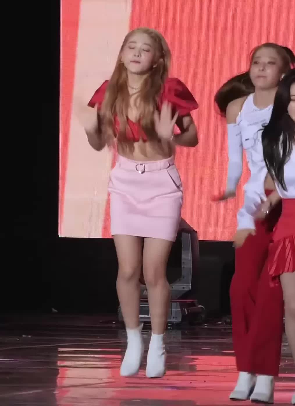 Red Velvet Yeri - Bend