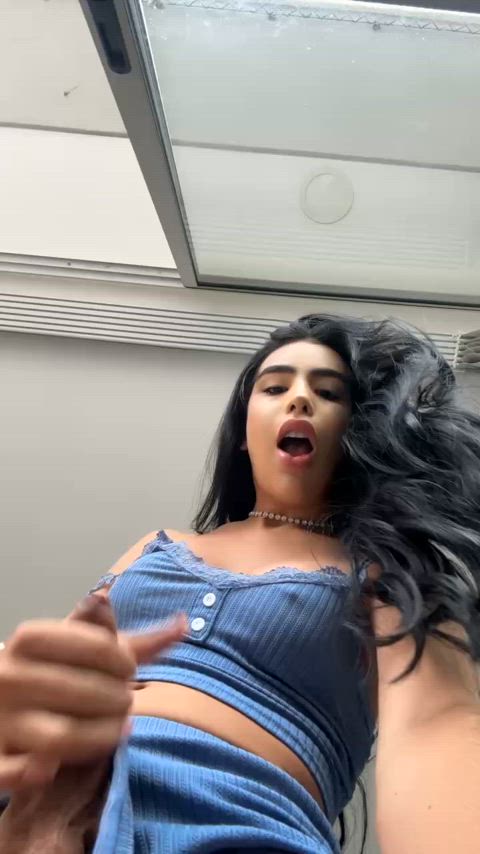 Would you stay or leave after finding my cock is big ?