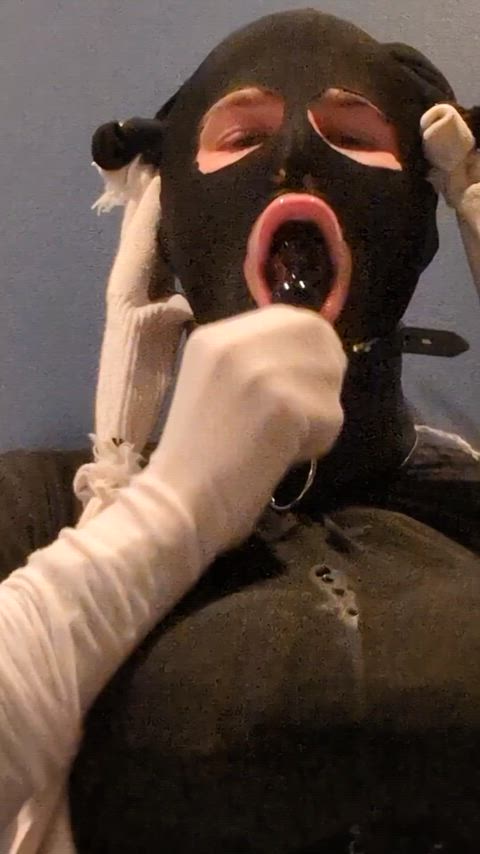 It doesn't take long to drool