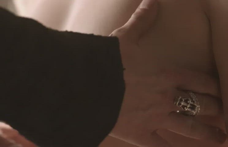 Blonde Boobs Emilia Clarke Porn GIF by celebsprincess