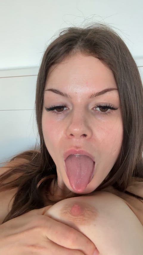 Deleting in 12 hours, say YES and I'll send you my sexy nude album