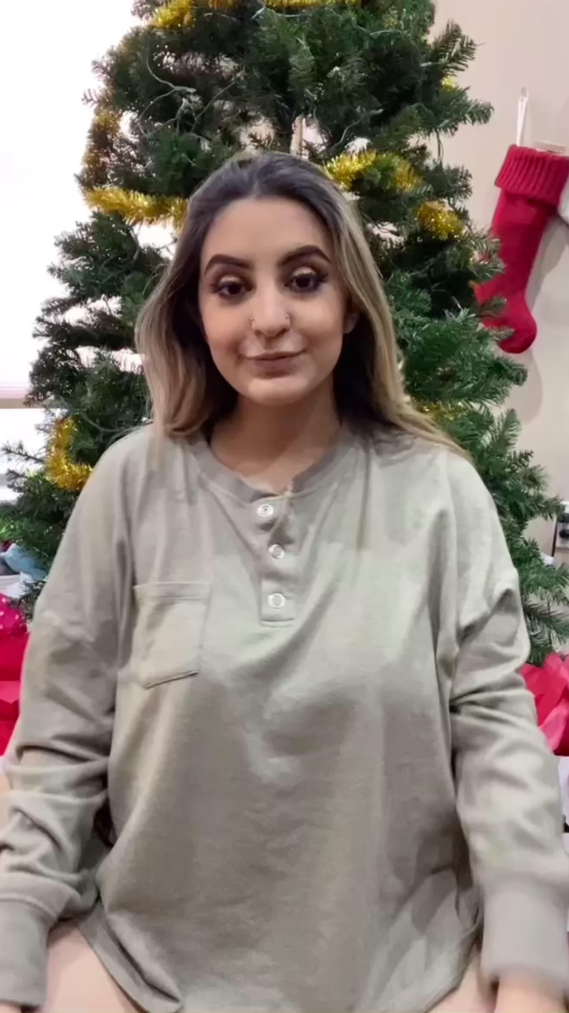 waiting under the tree for you to unwrap me🎁