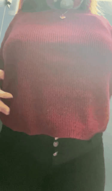 Felt like showing off my big tits in a tittydrop