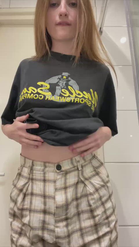 My pre-shower ritual (18f)