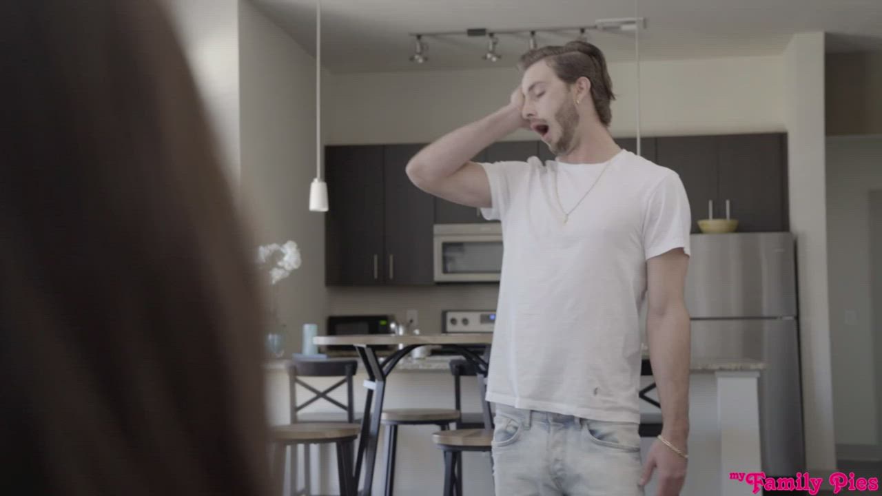 Drunk Brother Pees on Sister. Now, She Also Gonna Pee on Him