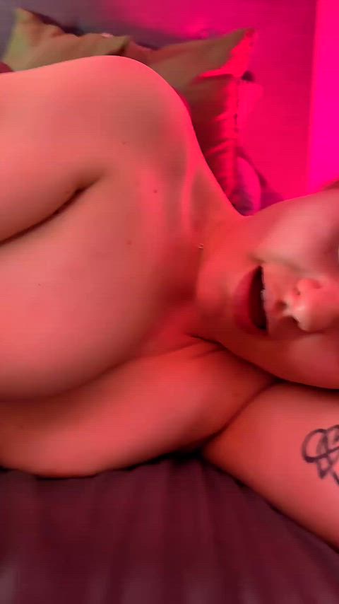 Lots of touching and eye contact while our new friend fuck us is hubby’s favourite!