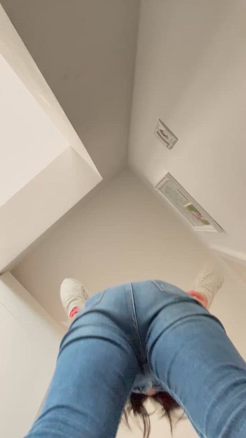 Can you put your tongue out for a moment?