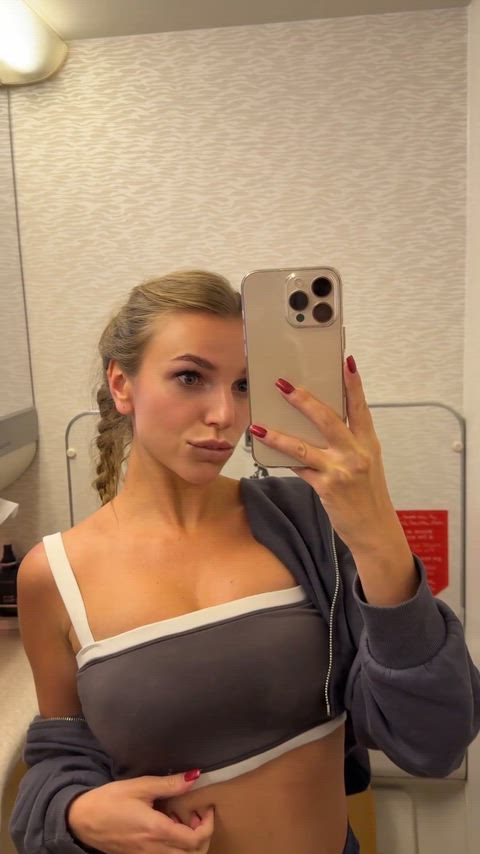 Airplane Boobs Bouncing Tits Huge Tits Natural Tits OnlyFans Public Tease Teen Titty Drop Porn GIF by sandra_hot