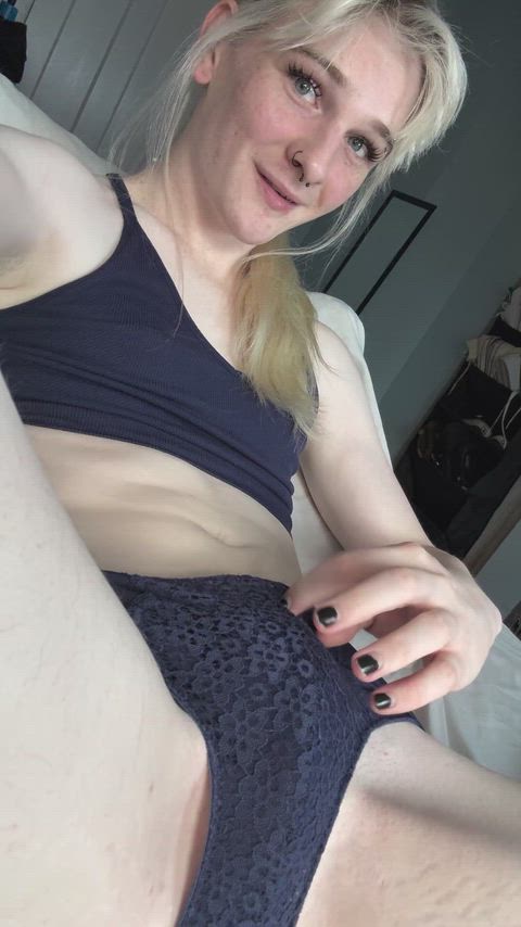 Suck, lick or feel it?