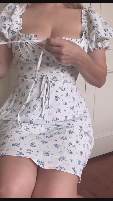 Big Tits Huge Tits Natural Tits Tits Porn GIF by thefunmilf