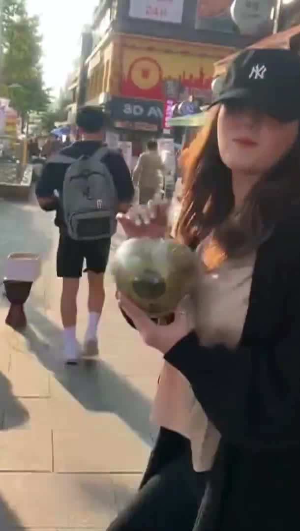 Bouncy Somi