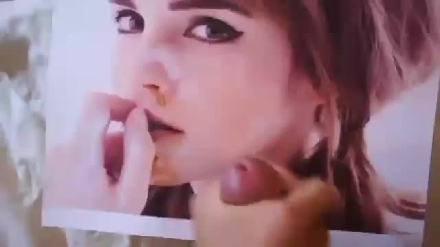 Emma Watson is so cute with a messy facefull of cum