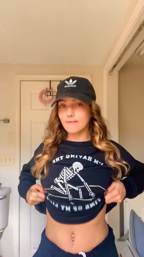 my cute titty reveal to start your week off right