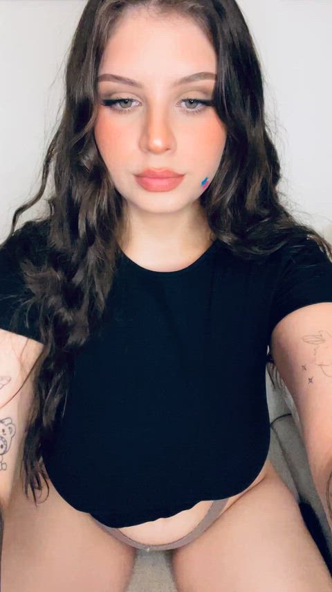 Do you need a busty goth girl in your life? :3