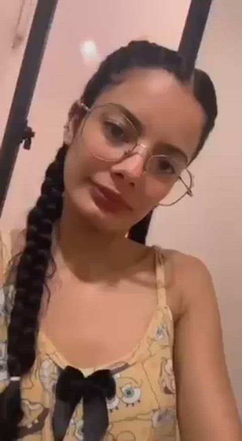 I wonder if older men would be into an inferior asian that's only 18 and still wear braces?