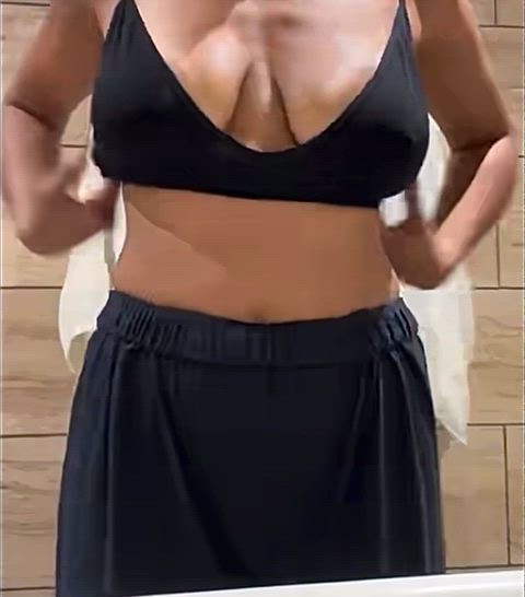 I hope you appreciate me revealing my Huge tits