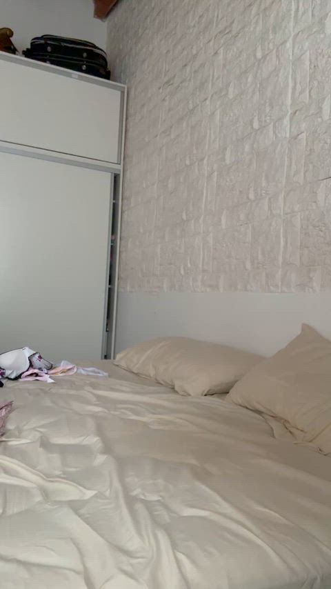 Be honest the cake is fuckable