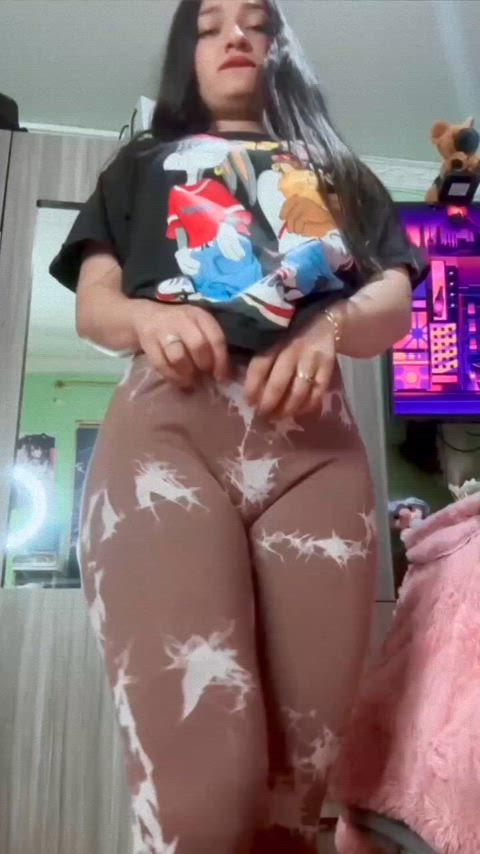 Showing ass and pussy