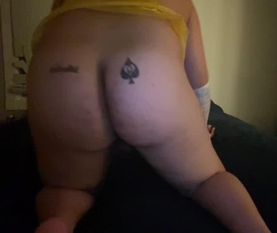 5’2 failed as a man and built like a lady 🥺🧎🏼‍♀️