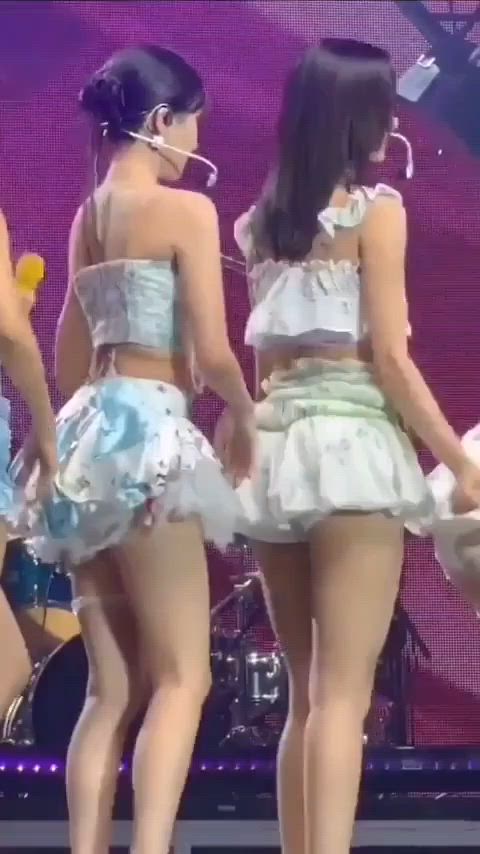 Mina & Tzuyu