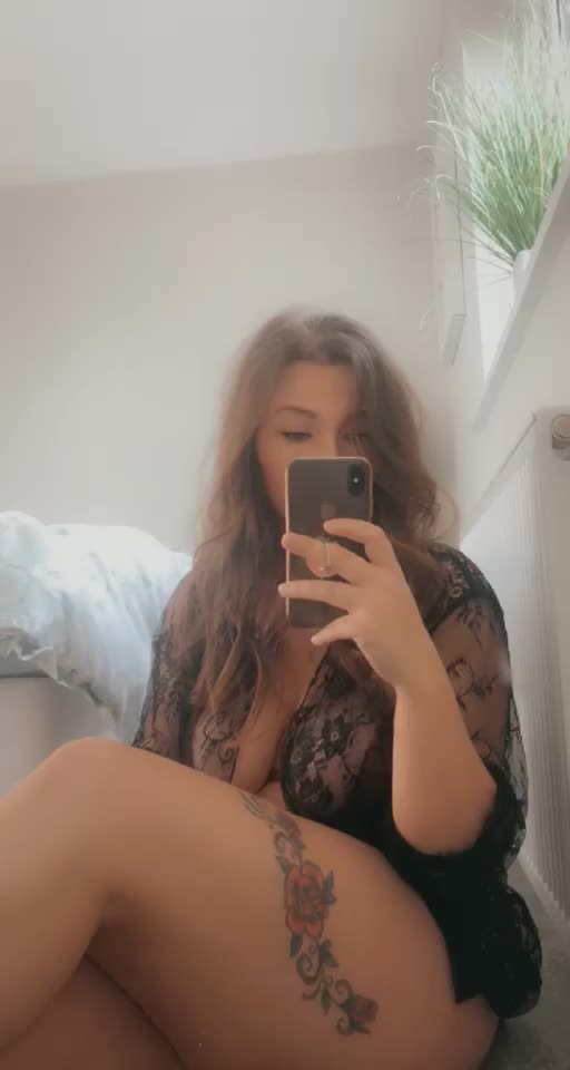 Wake up with me every morning 🥰