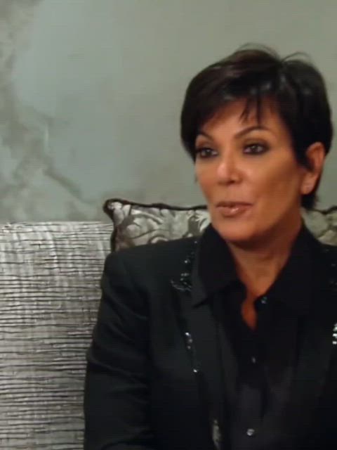 Kim's tiddies in slomo